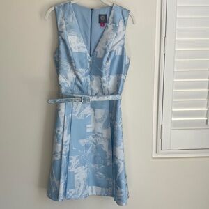 VINCE CAMUTO Blue and White Brocade Fit and Flare Sleeveless Midi Dress Size 10